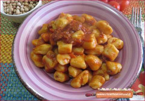 gnocchi patate ceci ragu bufalo