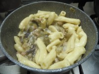 maccheroncini melanzane e toma di capra immagine 7
