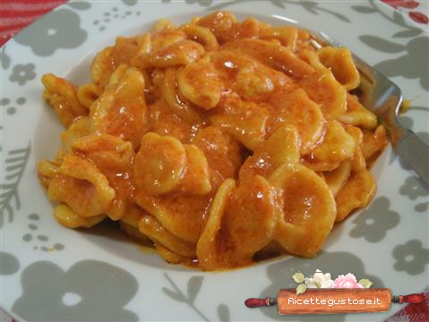 orecchiette cremose al formaggino
