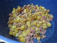 orecchiette patate e macinato immagine 2