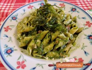 pasta alla carbonara con cicoria fritta