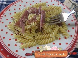 pasta prosciutto crudo parmigiano