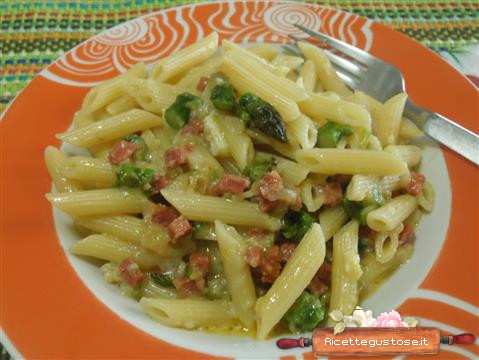 penne asparagi e salame