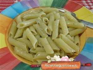 pennette pesto e gorgonzola