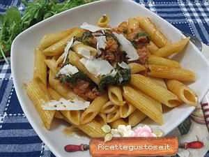 pennette rucola e salsiccia ricetta