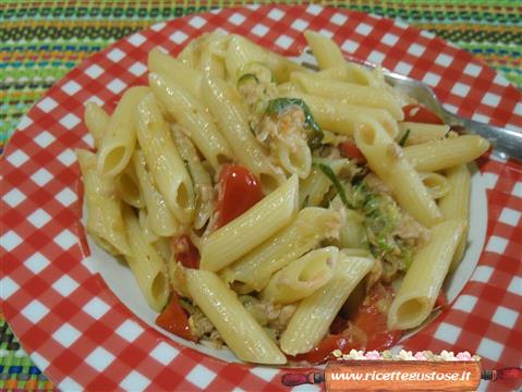 pennette zucchine e tonno
