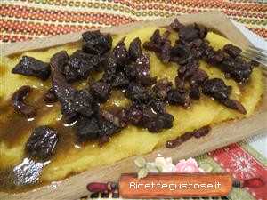 Polenta con bruscitt