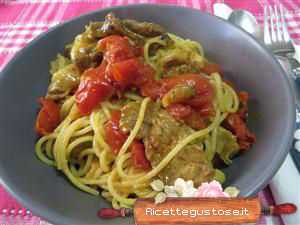Spaghetti agnello e pomodorini alla curcuma