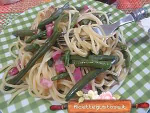 spaghetti ai fagiolini ricetta