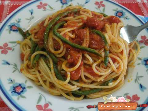 spaghetti fagiolini al metro