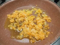 spaghetti peperoni e funghi enoki 1