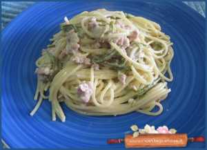 spaghetti salsiccia e vitalba