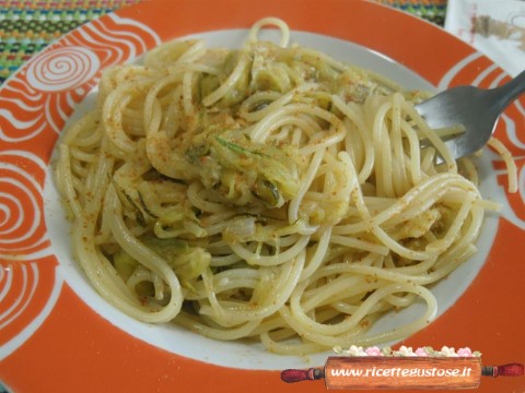 Spaghetti zucchine e bottarga