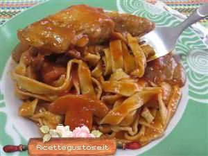 tagliatelle funghi porcini ricetta