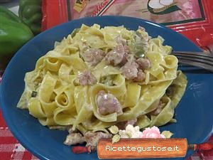 tagliatelle ai peperoni ricetta