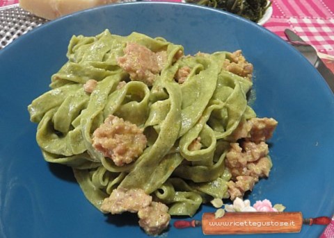 tagliatelle cicoria e panna