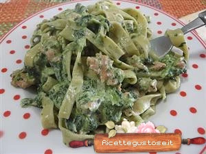tagliatelle di orzo salsiccia e friarielli ricetta