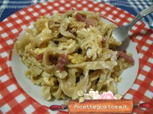 tagliatelle di pane alla carbonara ricetta