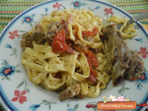 tagliatelle e costolette alle erbe