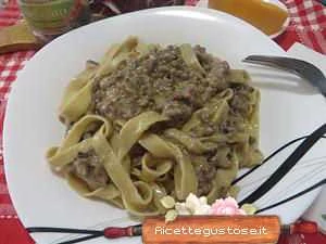 ricetta tagliatelle zucca radicchio
