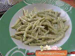 Trofie pesto stracchino ricetta