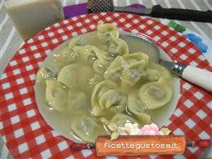 cappelletti in brodo durelli di pollo e patate