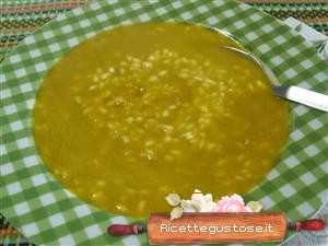 zuppa ai fiori di zucca ricetta