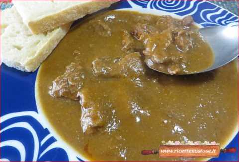Zuppa lenticchie e straccetti di manzo
