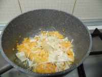 zuppa risoni grano saraceno e funghi enoki 1