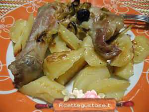 Agnello porri e olive al cartoccio