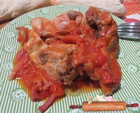 coniglio al pomodoro