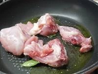 coniglio cacciatora con porcini immagine 1