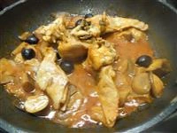 coniglio cacciatora con porcini immagine 5