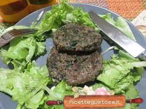 hamburger ortica e salsiccia ricetta