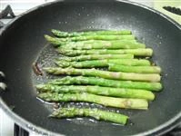 rollè di coniglio agli asparagi immagine 2