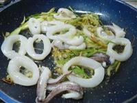 calamari zucchine e pesto immagine 3