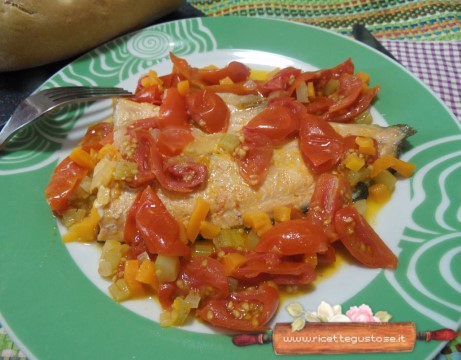 filetto trota salmonata al pomodoro