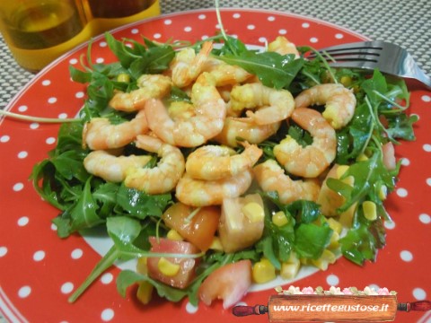 Gamberi e rucola in insalata