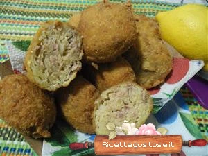 frittelle patate salsiccia ricetta