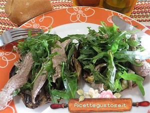 melanzane al forno con straccetti e rucola gustose