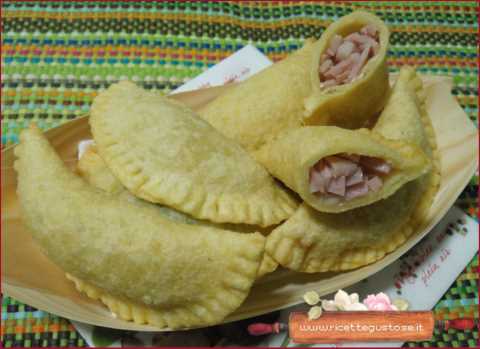 panzerotti polenta e mortadella