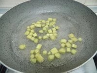 insalata di pollo rabarbaro e strega delle erbe immagine 4