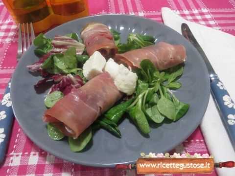 Involtini prosciutto melanzane e bufala