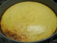 Sfornare il cheesecake e lasciarlo raffreddare