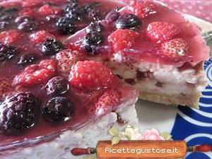 cheesecake frutti di bosco in gelatina 