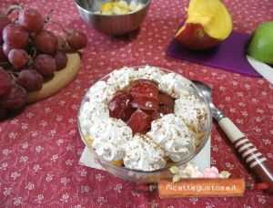 coppette pan di stelle frutta sciroppata