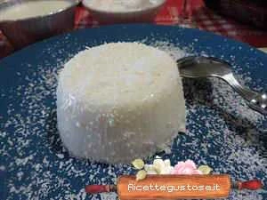 panna cotta spumante e cocco